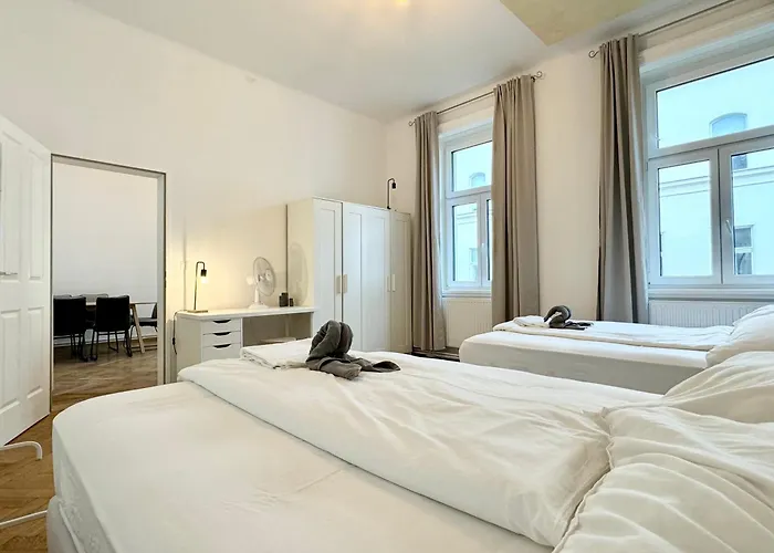 Luxury At Famous Kutschkermarkt * Viena